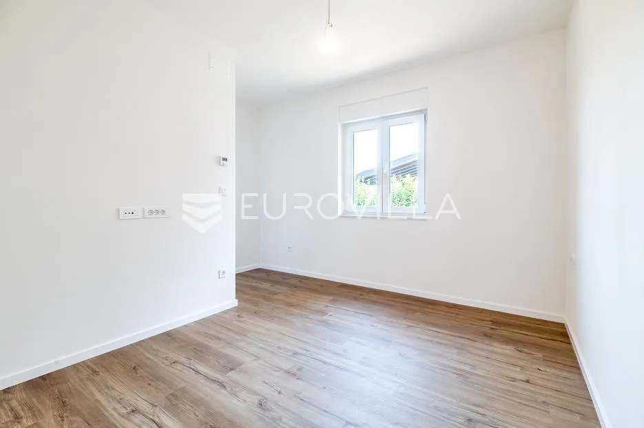 velika gorica, novogradnja, poslovni prostor, ured, 4 parking mjesta, 90 m² - slika 4