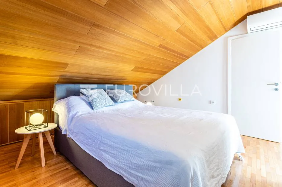 split, bol, moderan penthouse, 4 spavaće sobe - slika 25