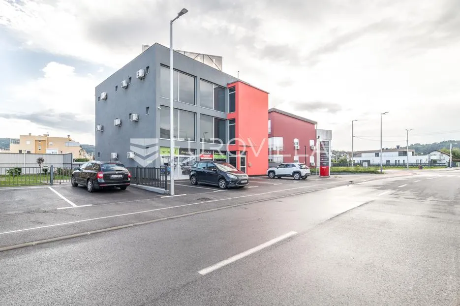samobor, atraktivna poslovna zgrada na vrhunskoj lokaciji 571 m² - slika 2