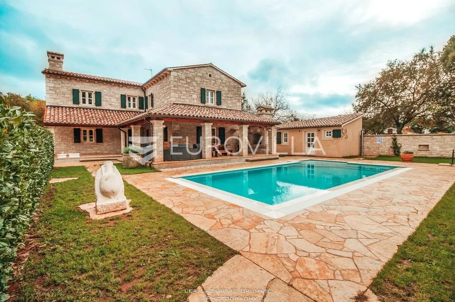 Istra, Hreljići, dugoročni najam kamene kuće 250 m² s bazenom 45 m² - Hreljići, Marčana