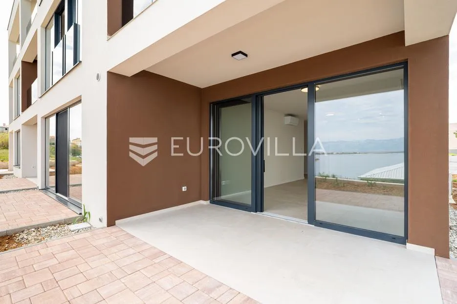 zadar, privlaka, luksuzni dvosoban stan 1. red do mora, 85,57 m² - slika 15