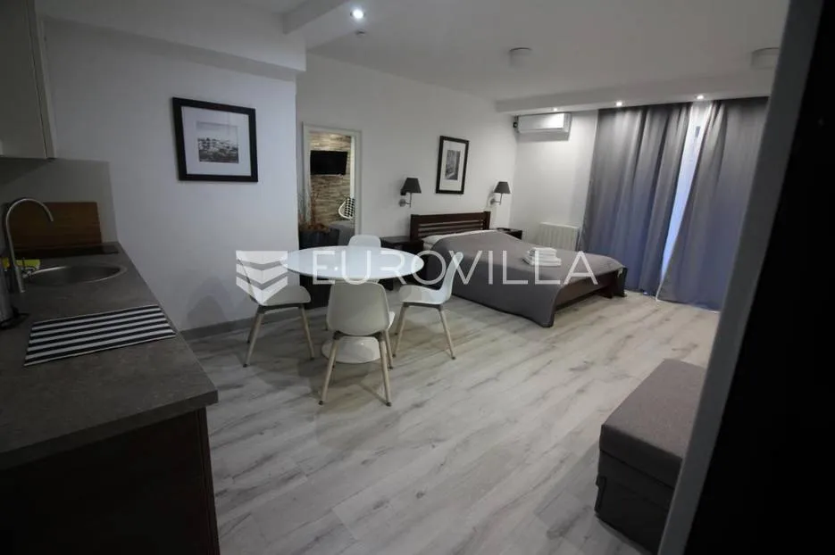 pješčana uvala, vila sa 7 apartmana s pogledom na more, 200 m od plaže - slika 10