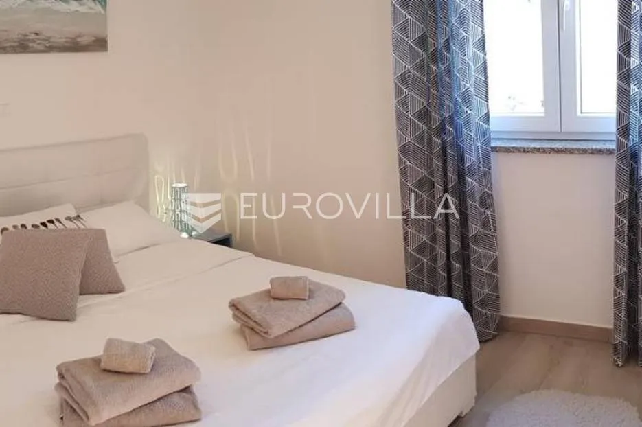 premantura, kuća s četiri apartmana i bazenom - slika 19