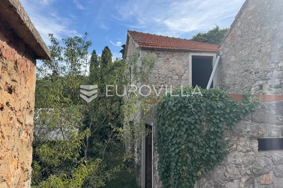 hvar, dol, autentična kamena kuća u mirnom i lijepom mjestu - slika 7