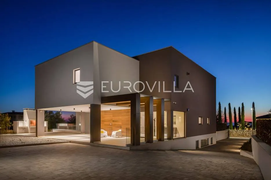istra, vodnjan vila s pogledom na brijune 499 m2 - velika okućnica - slika 67