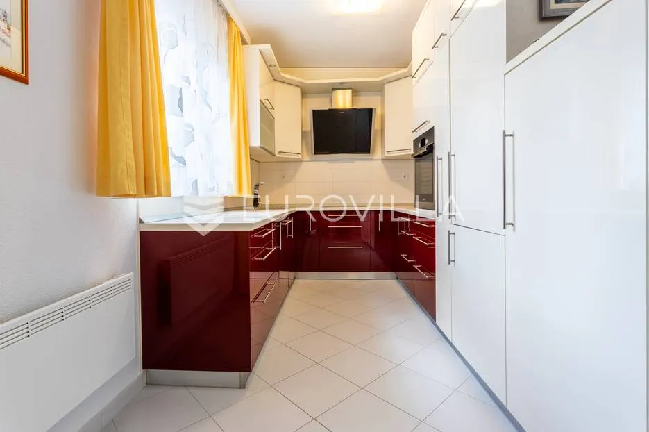 trogir, okrug gornji, prekrasna vila s pogledom na more - slika 14