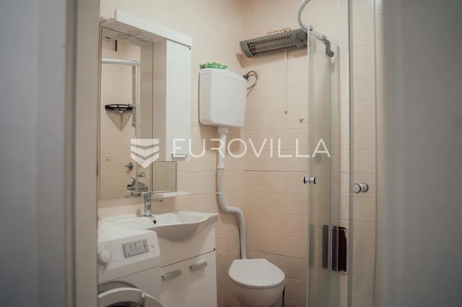 vinkovci, stan u centru 39 m², namješten, odmah useljiv - slika 12