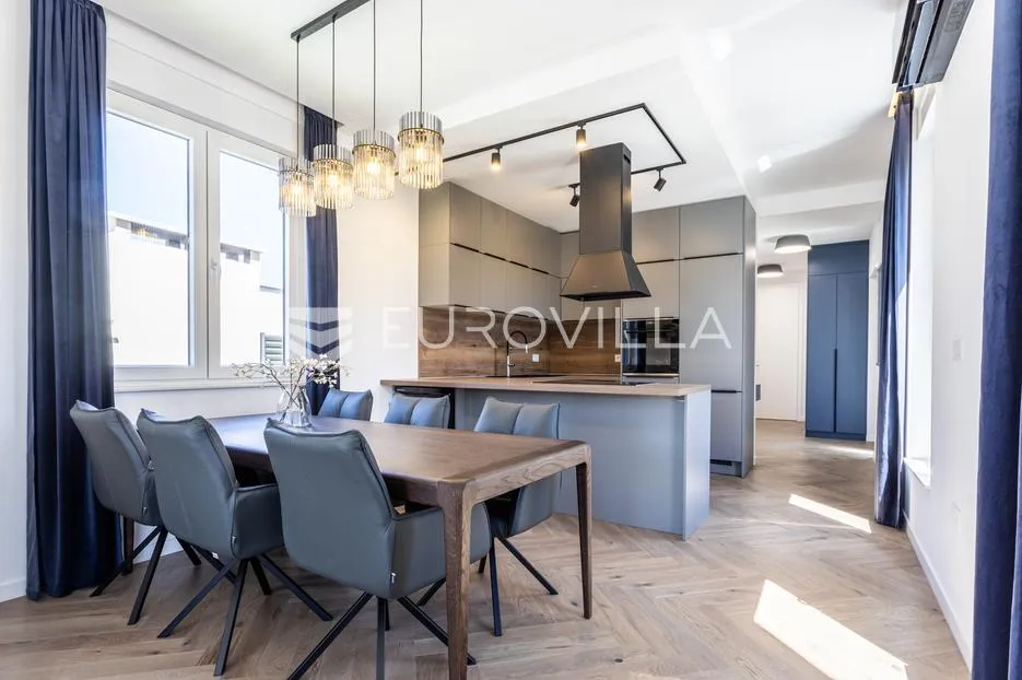 vodice, luksuzna vila s bazenom, novogradnja, parcela 480 m² - slika 13