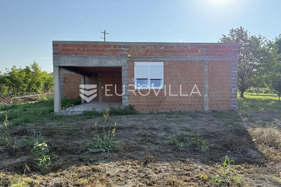 osijek, tenja, na prodaju kuća prizemnica (roh-bau), 130 m2 na parceli od 342 m2 - slika 3
