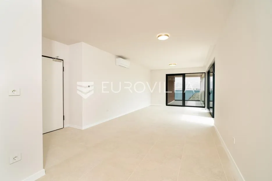 zadar, privlaka, luksuzni dvosoban stan 1. red do mora, 92,80 m² - slika 2