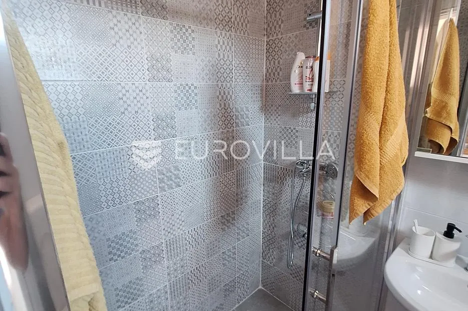 duga resa, mrežnički brig, kuća 128 m² s 3 apartmana, blizina rijeke mrežnice - slika 8