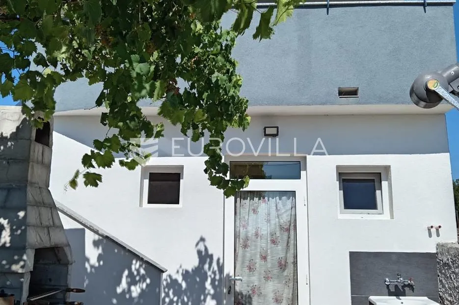 Zadar, Vrsi kuća s pogledom na more