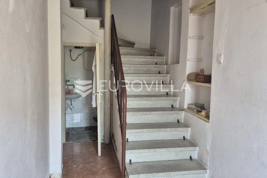 novi vinodolski, dvojna kuća s pogledom na more, samo 50m od plaže - slika 2