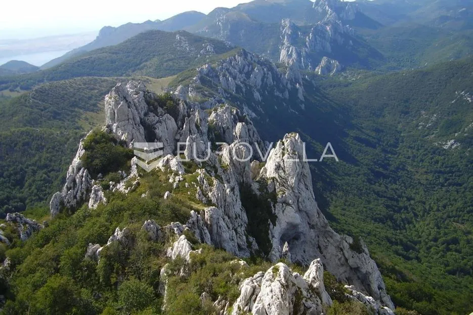 karlobag, građevinsko zemljište unutar parka prirode velebit - slika 2
