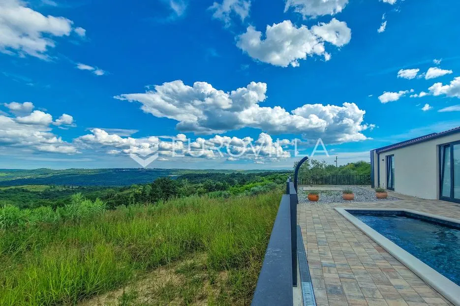 Istra, Grožnjan, kuća 145m2 sa panoramskim pogledom na Motovun - Bijele Zemlje