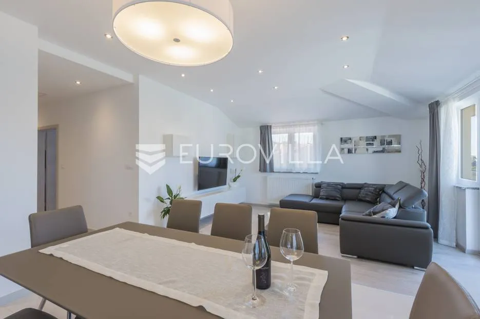medulin, moderan dvosoban stan 95m2, 500 m od mora - slika 5