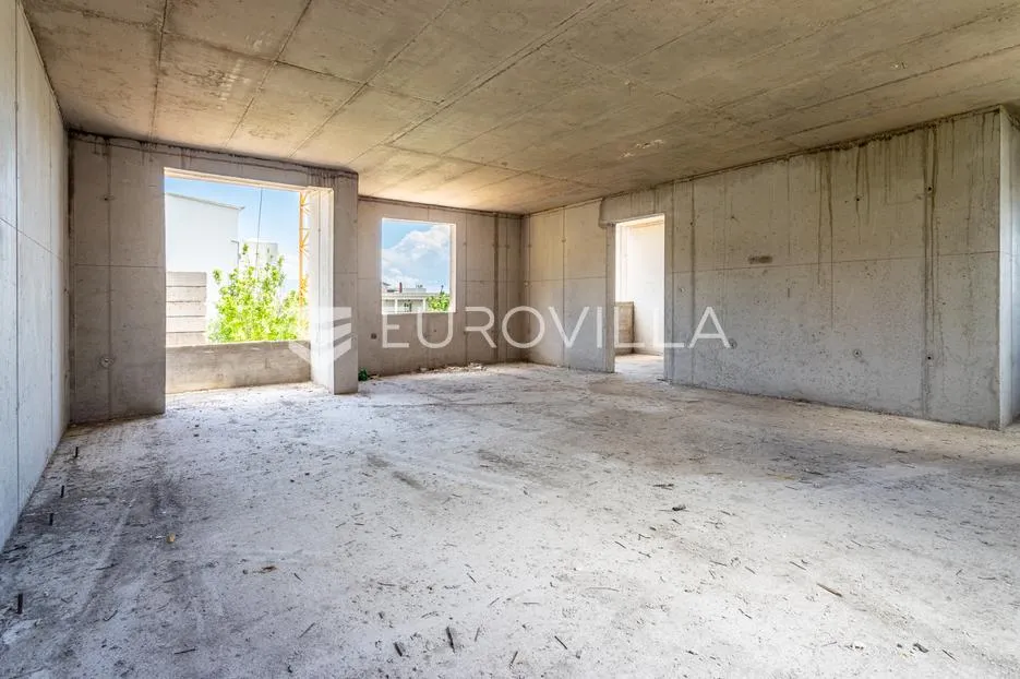 kaštel gomilica, jednosoban stan s krovnom terasom - slika 3