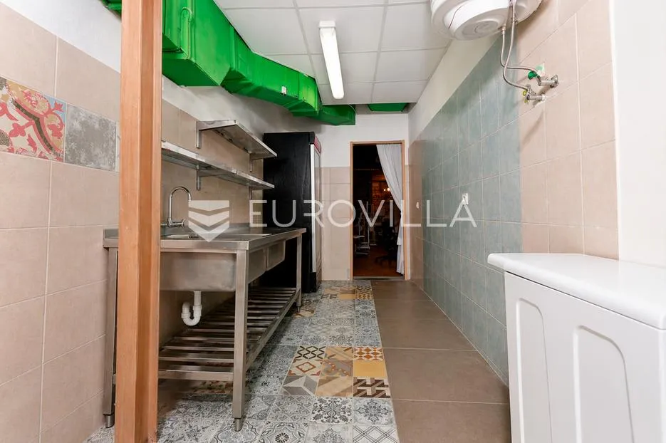 opatija, volosko, reprezentativan poslovni prostor, terasa 100 m² - slika 20