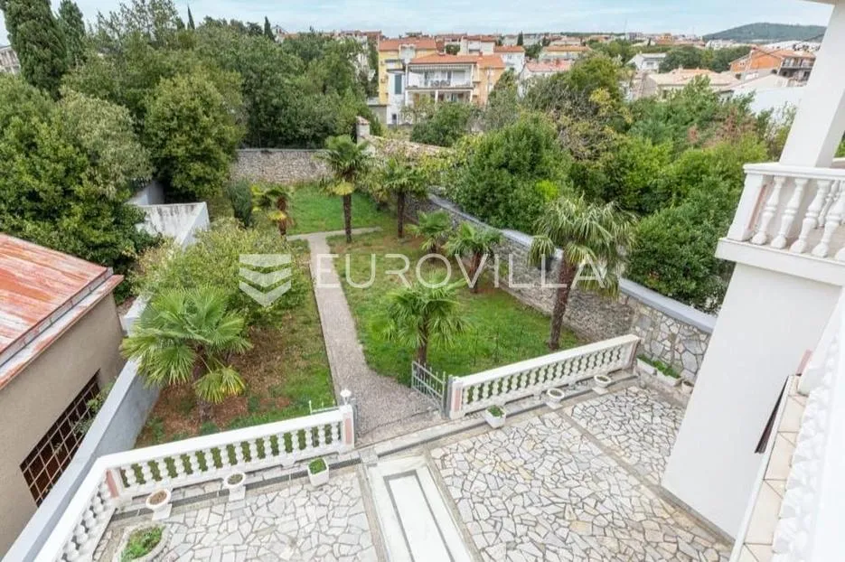 crikvenica, kuća sa 4 apartmana i 2 poslovna prostora, centar, pogled na more - slika 18