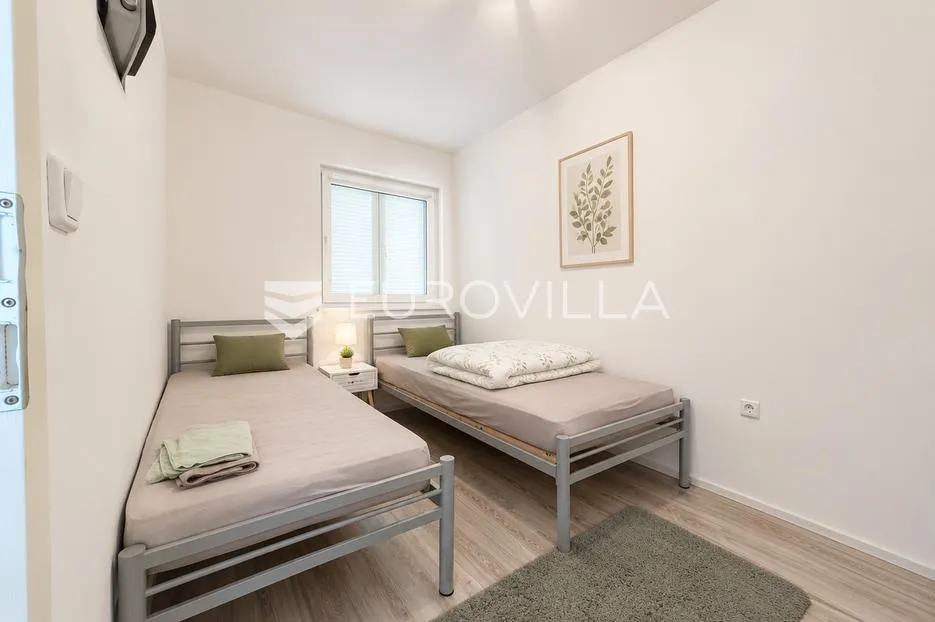 crikvenica, dramalj, trosoban stan 74 m², vrt, terasa - slika 7