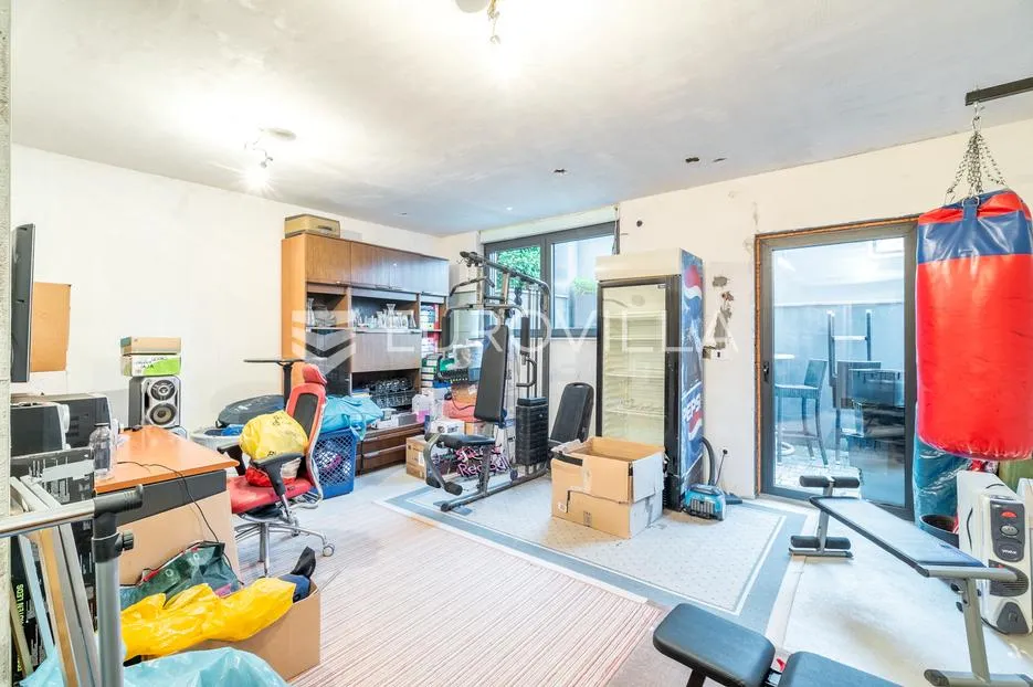 zagreb, vrhovec četverosoban stan 82,65 + dvosoban stan 40m2 + gpm - slika 9