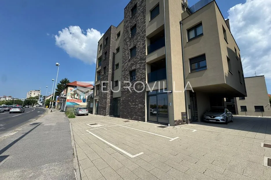 zagreb ilica atraktivan poslovni prostor, ulični lokal 215 m² terasa 95 m² 6 parkirnih mjesta - slika 4