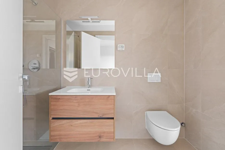 istra, novigrad, stan s 2 spavaće sobe na 1. katu 98 m² parkirno mjesto - slika 10