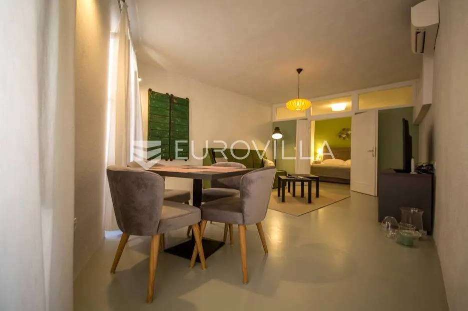 istra, rovinj, moderno renoviran stan s neto korisnom površinom od 49,05 m² u strogom centru - slika 2