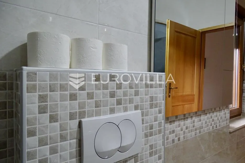 brod moravice, veliko imanje površine 19.448 m² - slika 14