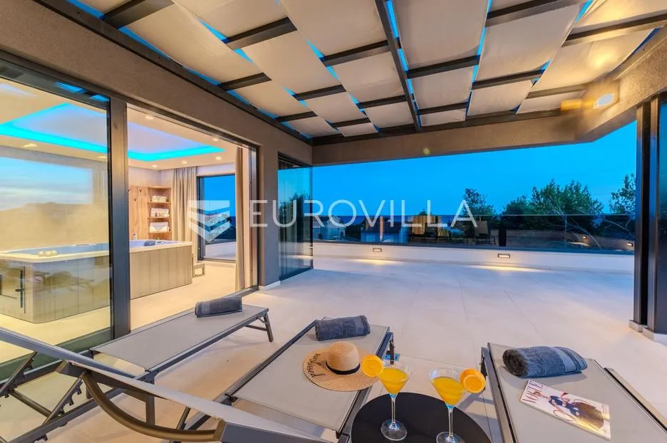 zadar, privlaka, ekskluzivna moderna vila s bazenom i wellness zonom - slika 32