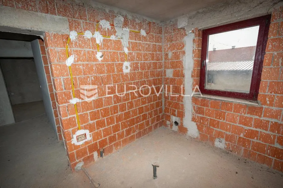 satnica đakovačka, 2 kuće 300 m² i 146 m², odlična investicija - slika 20