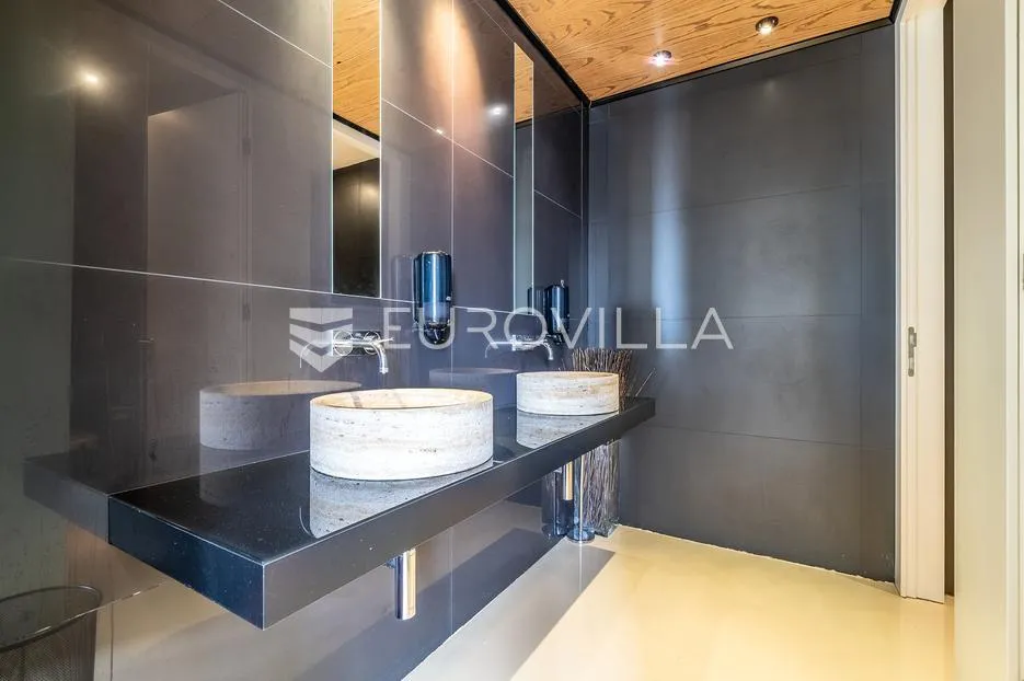 zagreb, radnička, poslovni prostor 147 m² na 1. katu stambeno poslovne zgrade - slika 8