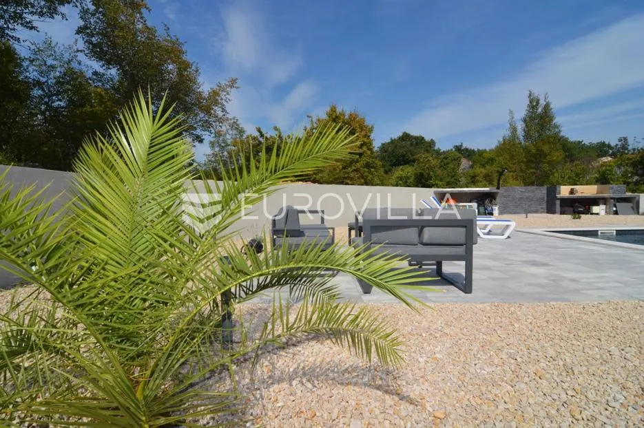 otok krk, gostinjac, novouređena vila s bazenom - slika 23