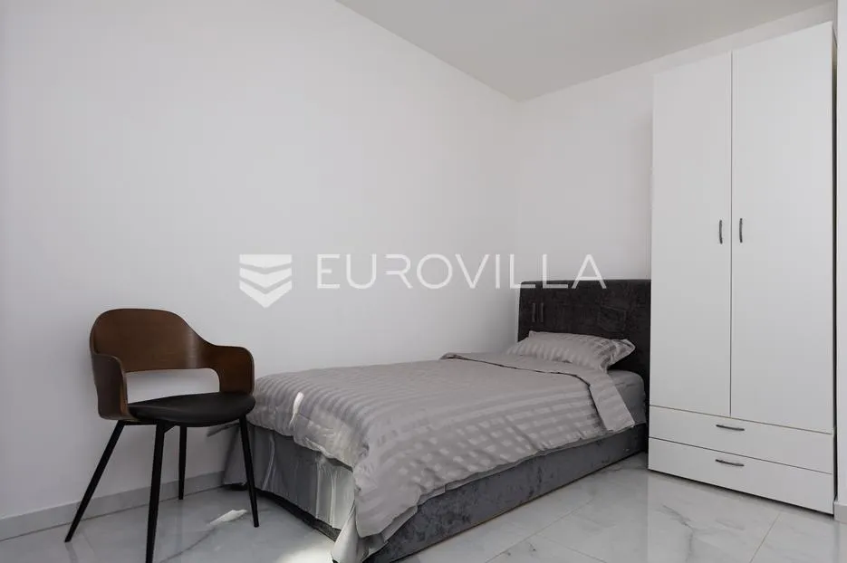 rijeka, kostrena, paveki villa s 2 stana, pomoćnim objektom i bazenom, 279 m² - slika 30