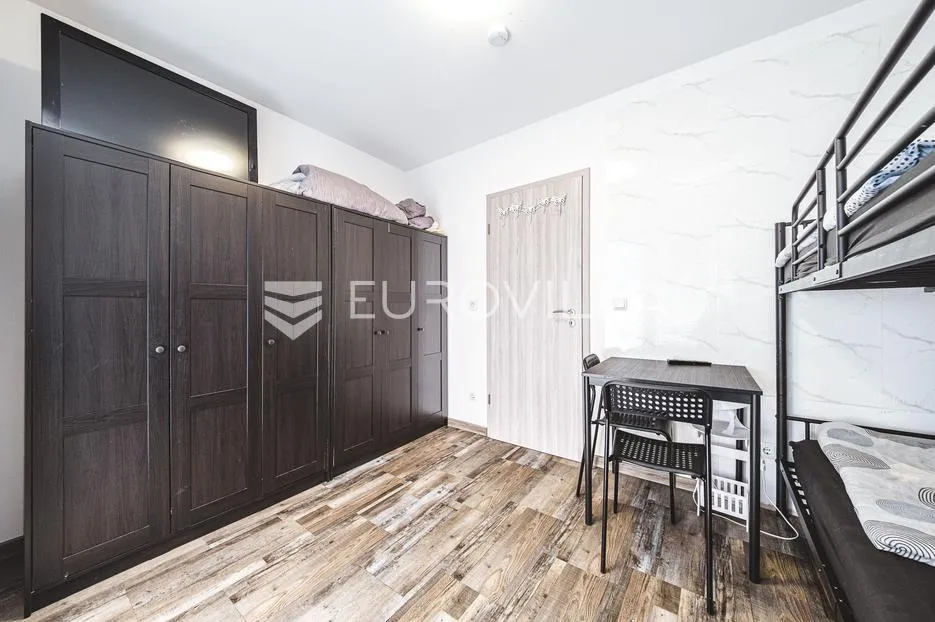 zagreb, sesvete, funkcionalan četverosoban stan 100 m² - slika 13