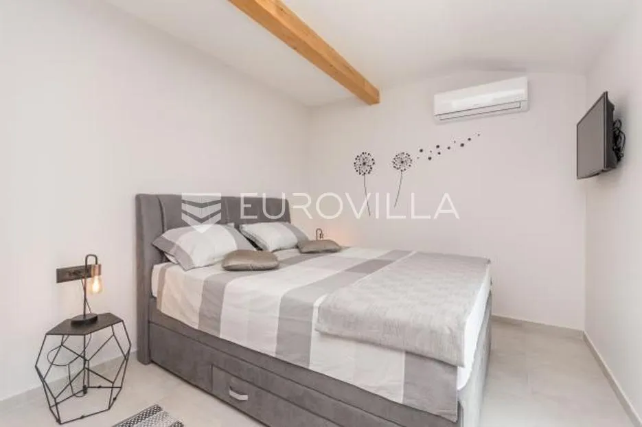zadar, crno, moderna vila na predivnoj privatnoj lokaciji - slika 27