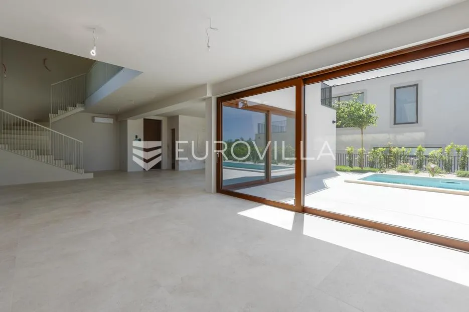 istra, vabriga, vila s pogledom na more i masline - slika 18
