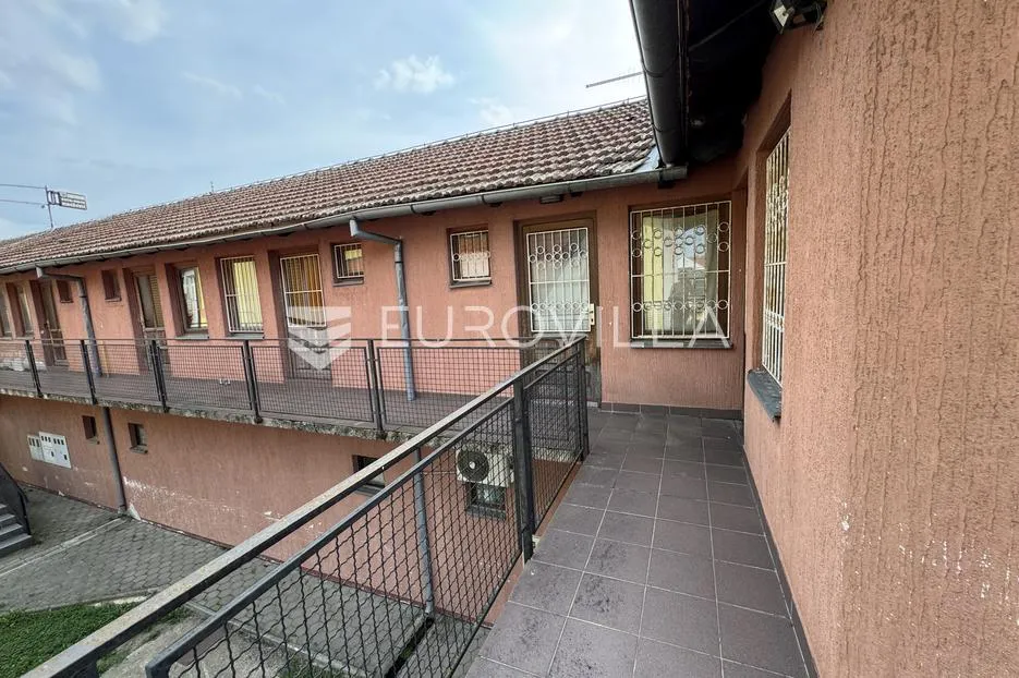 vrpolje, centar, poslovni prostor 127 m2 - slika 2