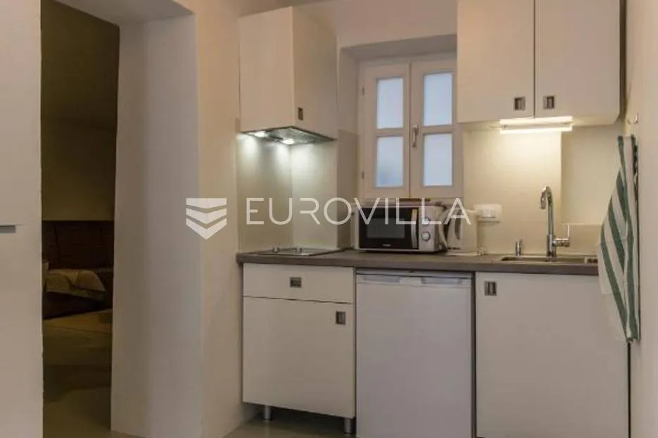 istra, rovinj, predivan stan neto korisne površine od 49,02 m² u starom gradu na 150 metara od mora - slika 9