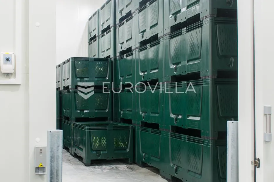 zelina, proizvodna hala od 540m2 s okućnicom od 1000m2 - slika 9