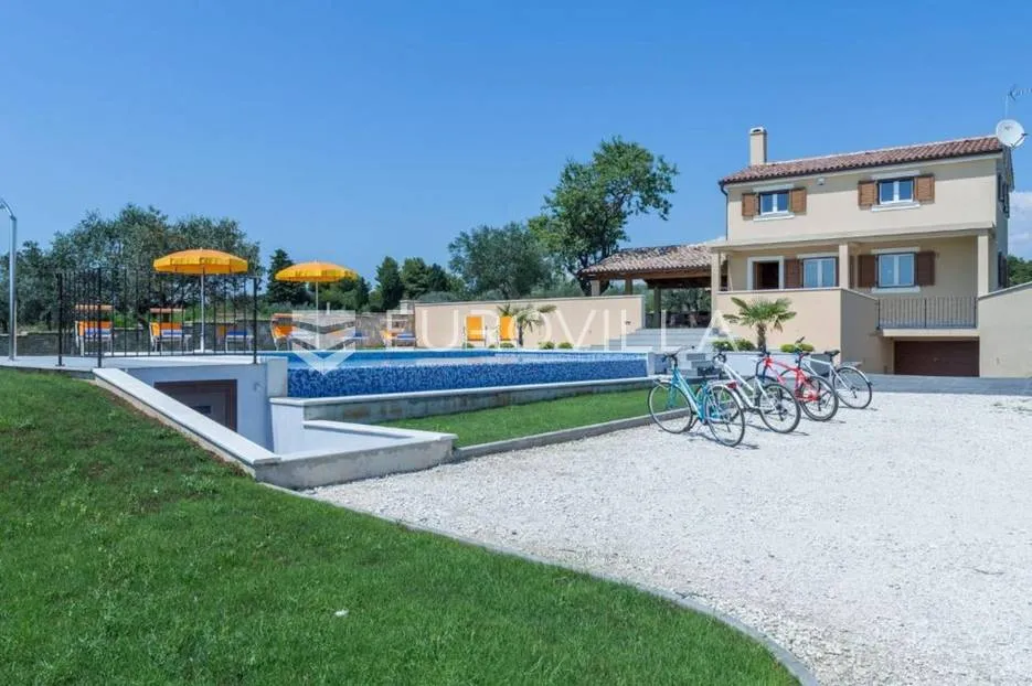 istra, fažana, villa sa bazenom i direktnim pogledom na fažanu i brijune - slika 14
