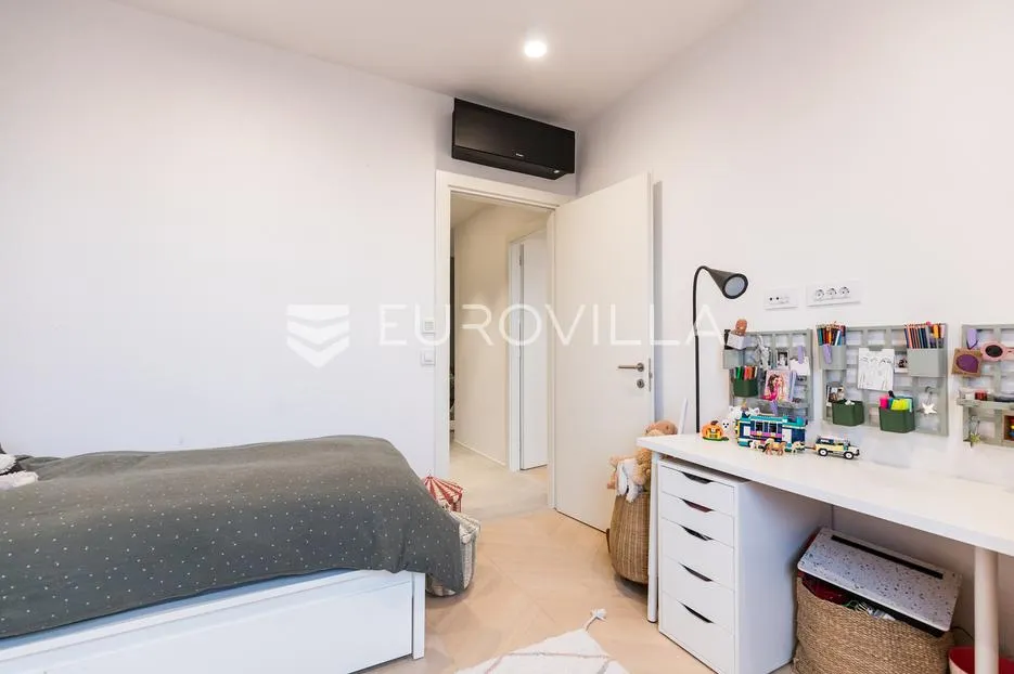 zagreb, vmd heinzelova, luksuzan četverosoban stan, 123,56 m² - slika 15
