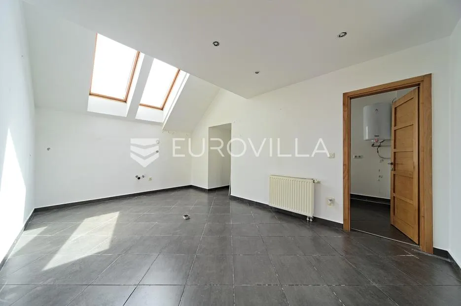 osijek, gornji grad, najam, dvoetažni stan uredi 243 m² zatvorenog prostora - slika 12