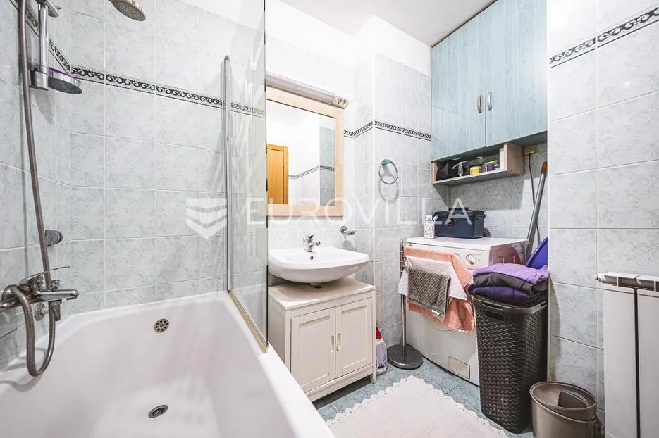 zagreb, bleiweisova, prekrasan dvosoban stan 55 m² - slika 7