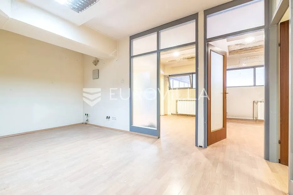 zagreb, donja dubrava, višenamjenski poslovni prostor neto korisne površine od 603 m² - slika 9