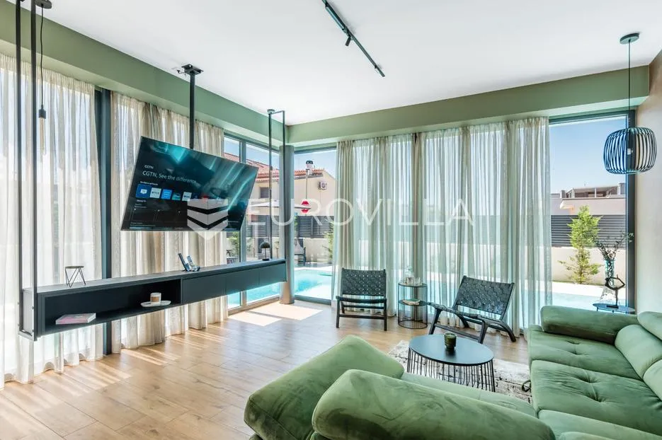zadar, vrsi, luksuzna vila s bazenom 261 m² - slika 13