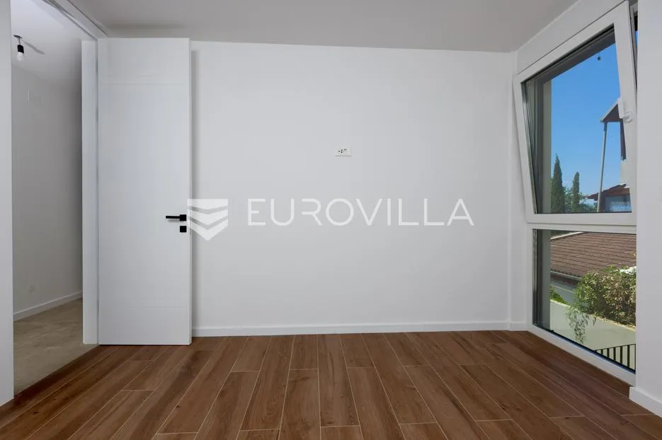 omišalj, otok krk, trosoban stan s okućnicom, 150m od mora - slika 13