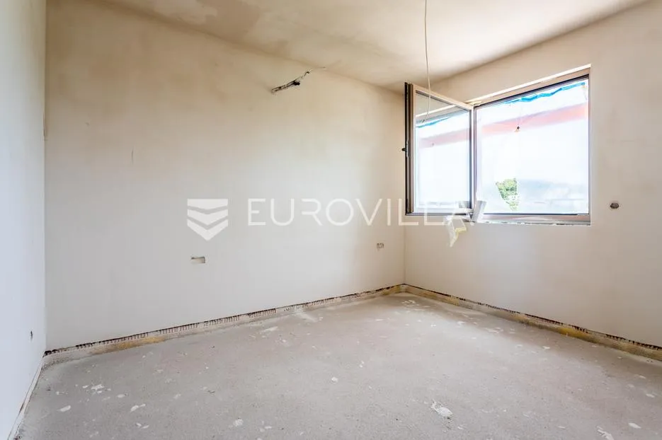vodice, moderna novogradnja, stan s pogledom na more, 300 m od mora, 1k1 - slika 5