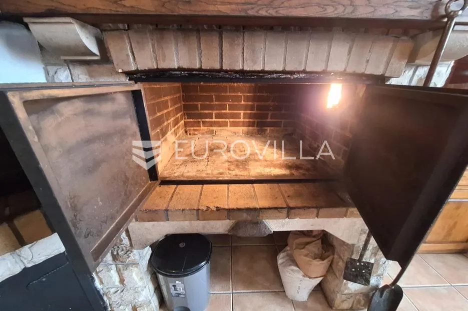 karlovac, poslovni prostor, restoran 300 m², odlična lokacija, sav inventar - slika 12