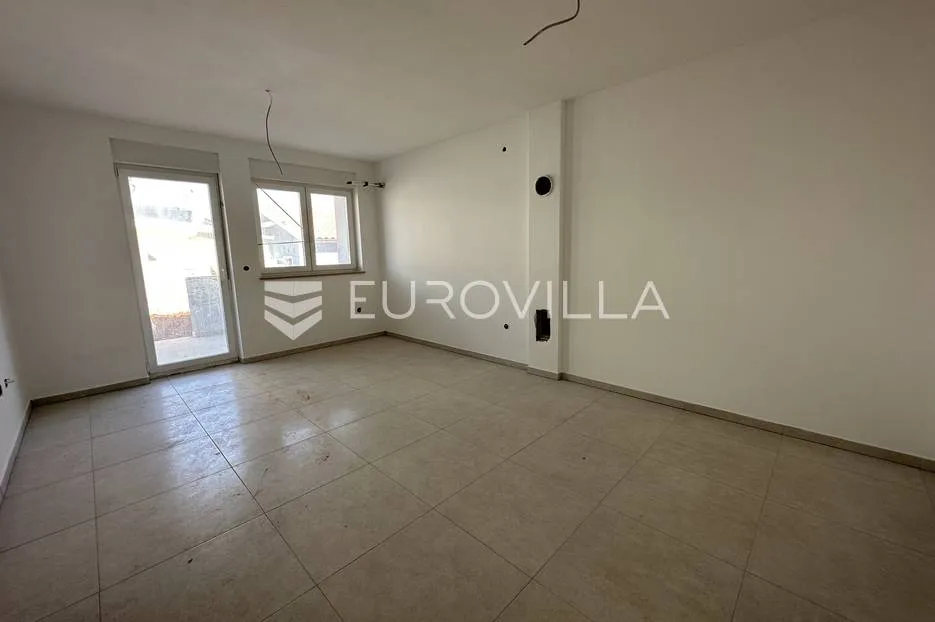 šišan, trosoban stan nkp 76,25 m2 i velikim vrtom - slika 15
